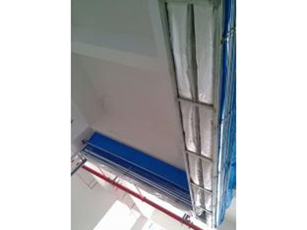 雙軌無(wú)機(jī)纖維特級(jí)防火卷簾折疊式